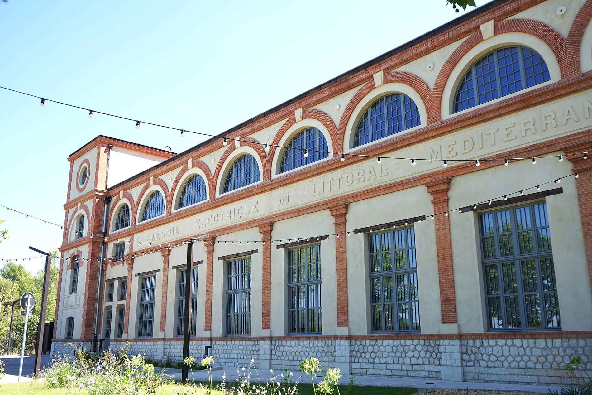 usine électrique, À Allauch, la renaissance de l&rsquo;ancienne usine électrique en pôle culturel, Made in Marseille