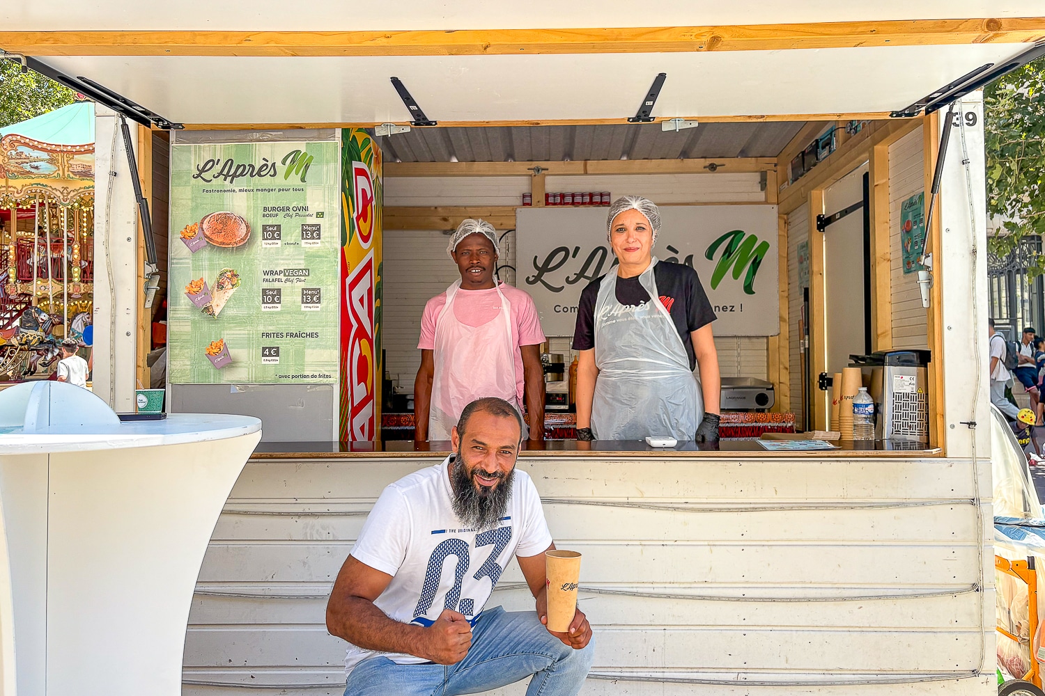 Après M, Vidéo | L&rsquo;Après M se délocalise dans un cabanon sur le Vieux-Port tout l&rsquo;été, Made in Marseille