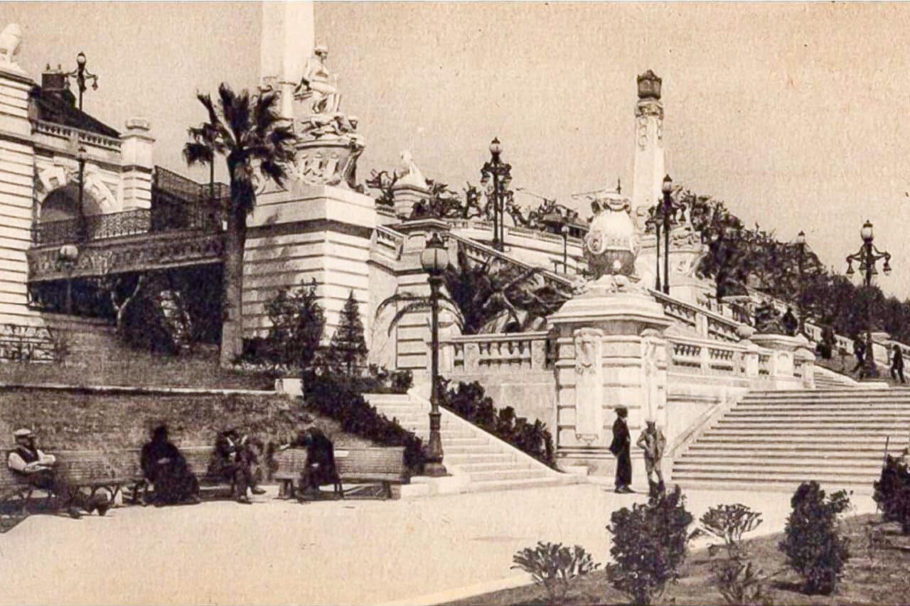 place des marseillaises, Au pied de l&rsquo;escalier Saint-Charles, la place des Marseillaises s&rsquo;apprête à renaître, Made in Marseille