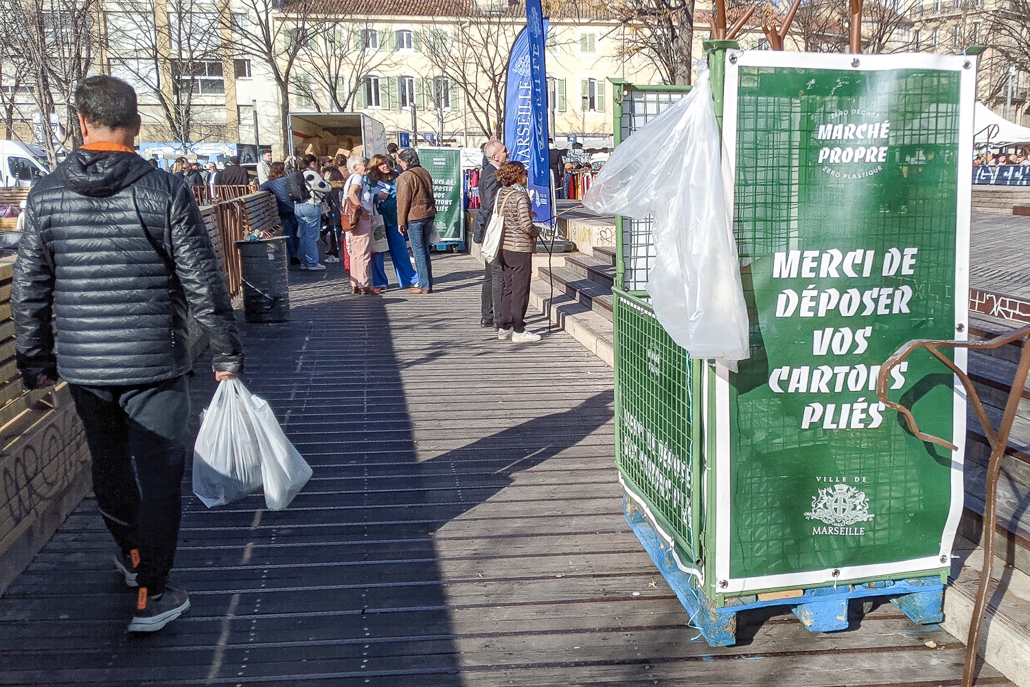 La Plaine, Au marché de la Plaine, la mairie lance la chasse aux déchets, Made in Marseille