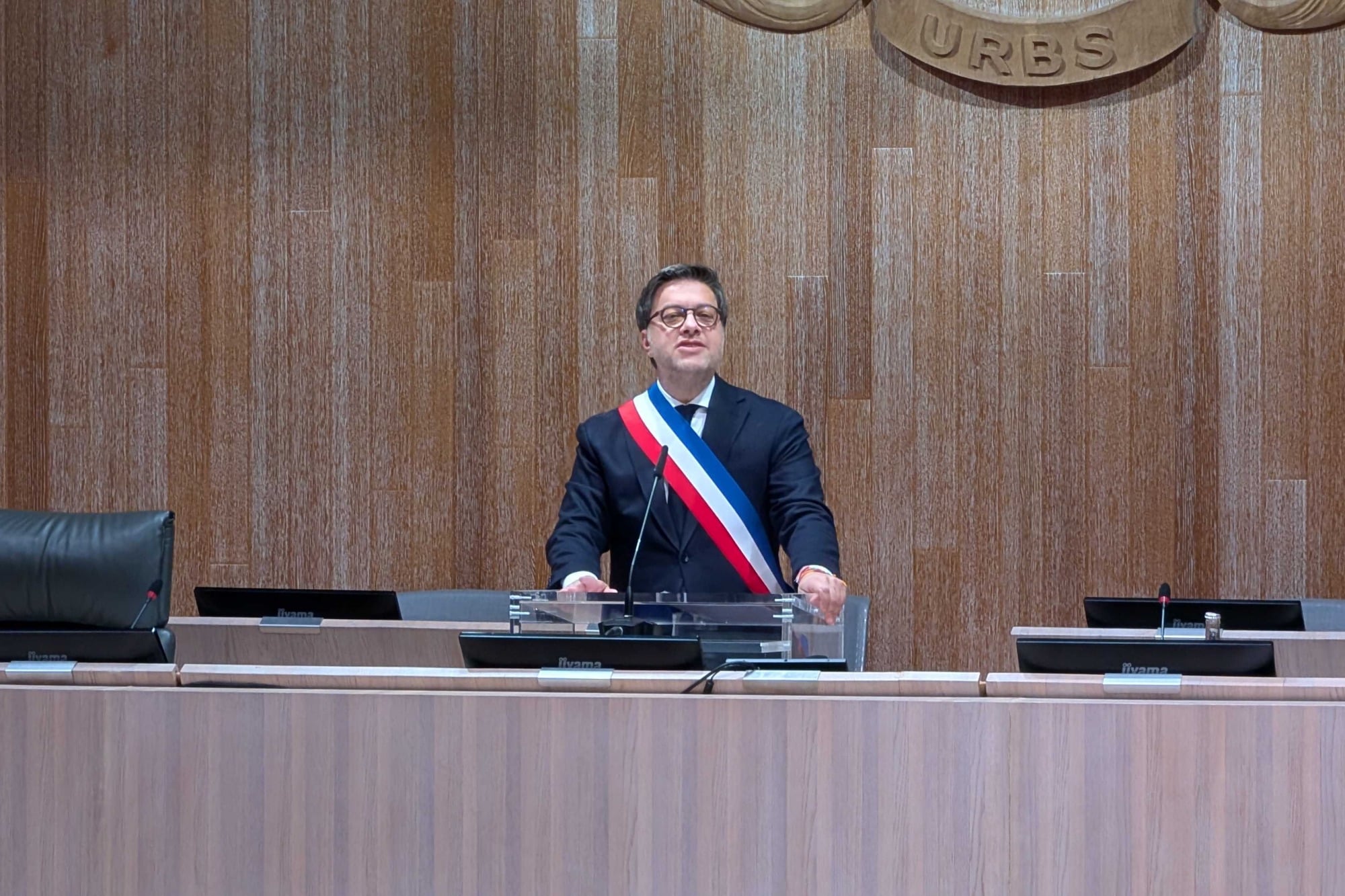 maire, Direct | Beno&icirc;t Payan officiellement &eacute;lu maire de Marseille, d&eacute;signe ses 33 adjoints, Made in Marseille