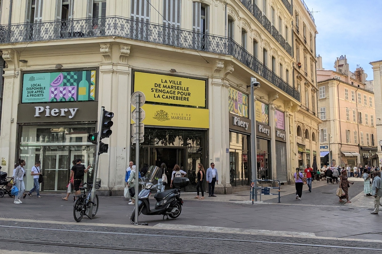 tiers-lieu, Tiers-lieu solidaire, culinaire et anti-gaspi, le Plan de A à Z s&#8217;installe sur la Canebière, Made in Marseille