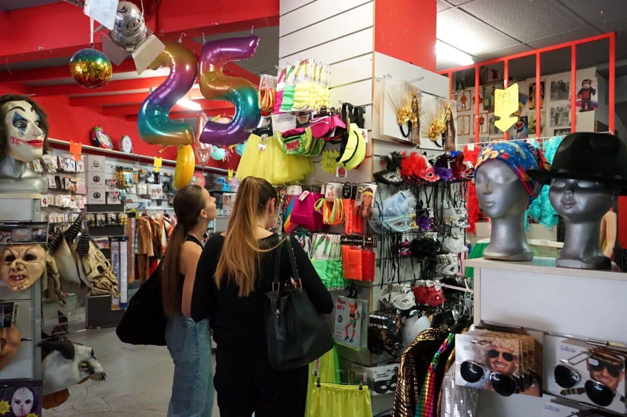 Viva Samba, Sur le cours Lieutaud, la fermeture de Viva Samba signe « la fin d&rsquo;une époque », Made in Marseille