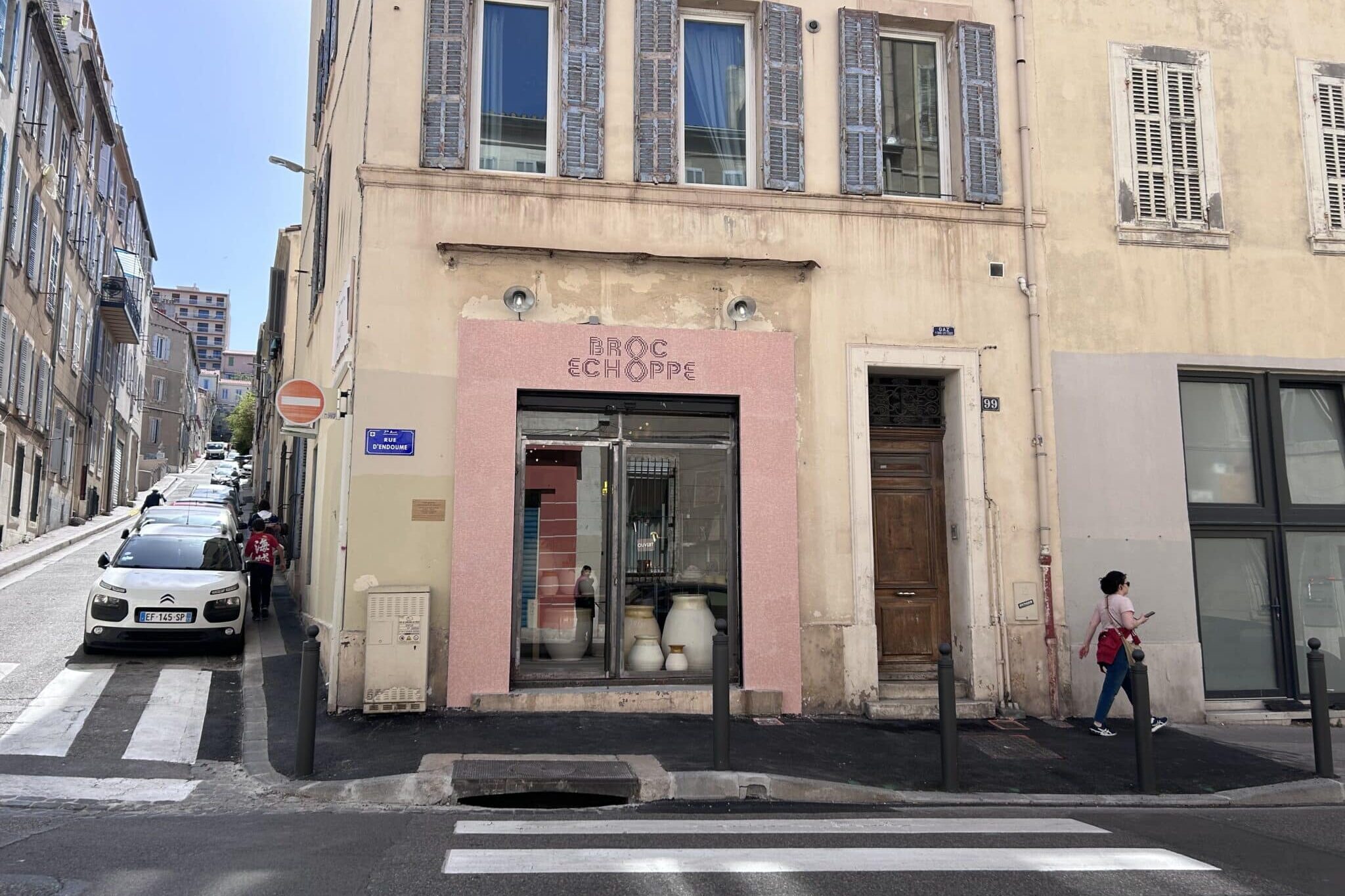 Broc &Eacute;choppe, Vid&eacute;o | Broc &Eacute;choppe, un vide-grenier indoor pour d&eacute;nicher ou revendre des objets &agrave; Marseille, Made in Marseille
