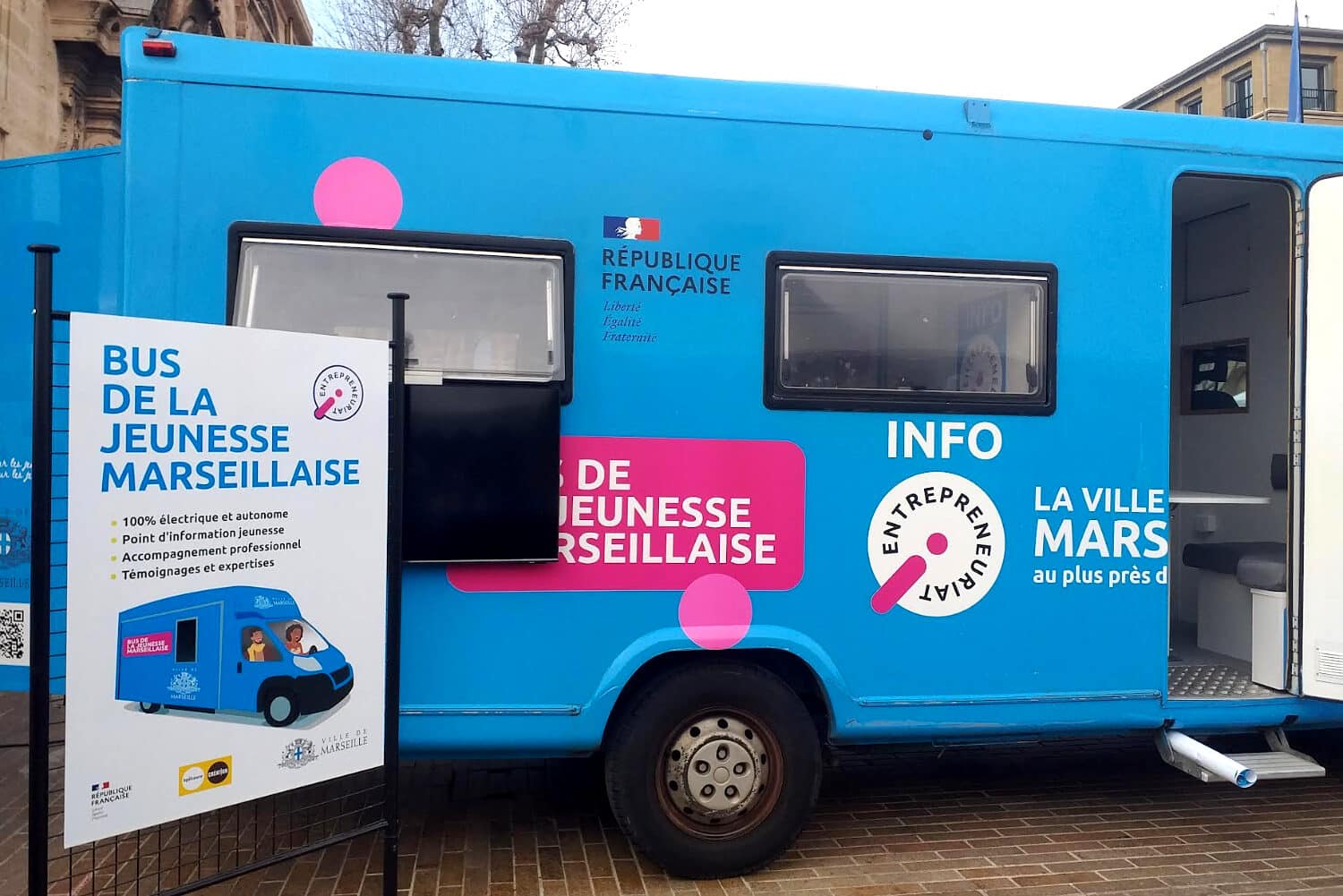 bus, Le « Bus de l&rsquo;entrepreneuriat » roule pour l&rsquo;insertion des jeunes Marseillais, Made in Marseille