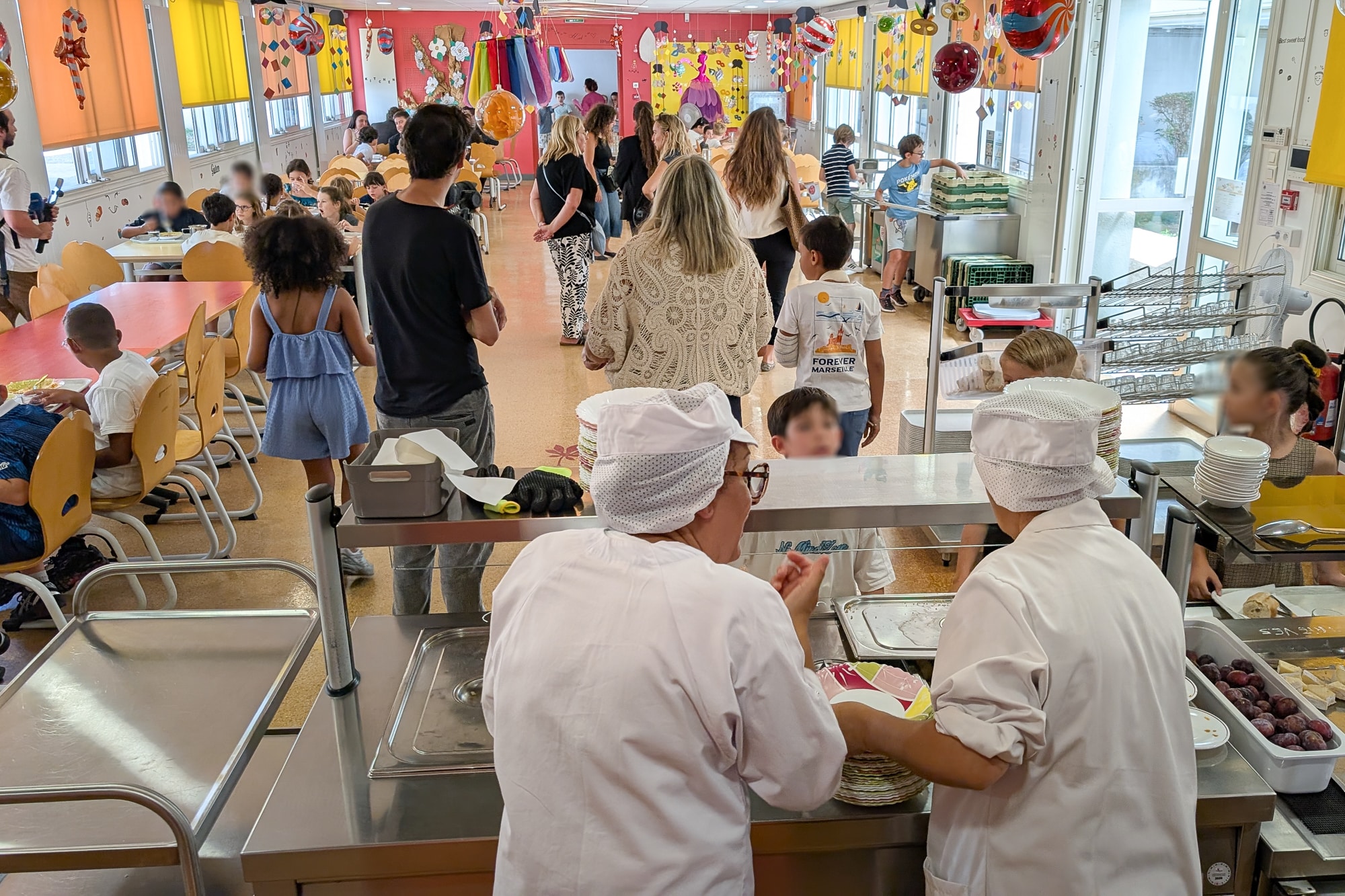 cantines, &Agrave; Marseille, la premi&egrave;re cuisine de proximit&eacute; va entrer en travaux pour livrer les cantines, Made in Marseille