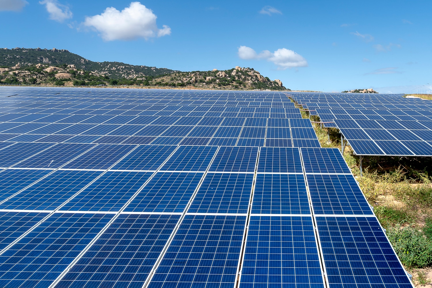 Carpiagne, Une centrale solaire de 5 hectares en projet sur le camp militaire de Carpiagne, Made in Marseille