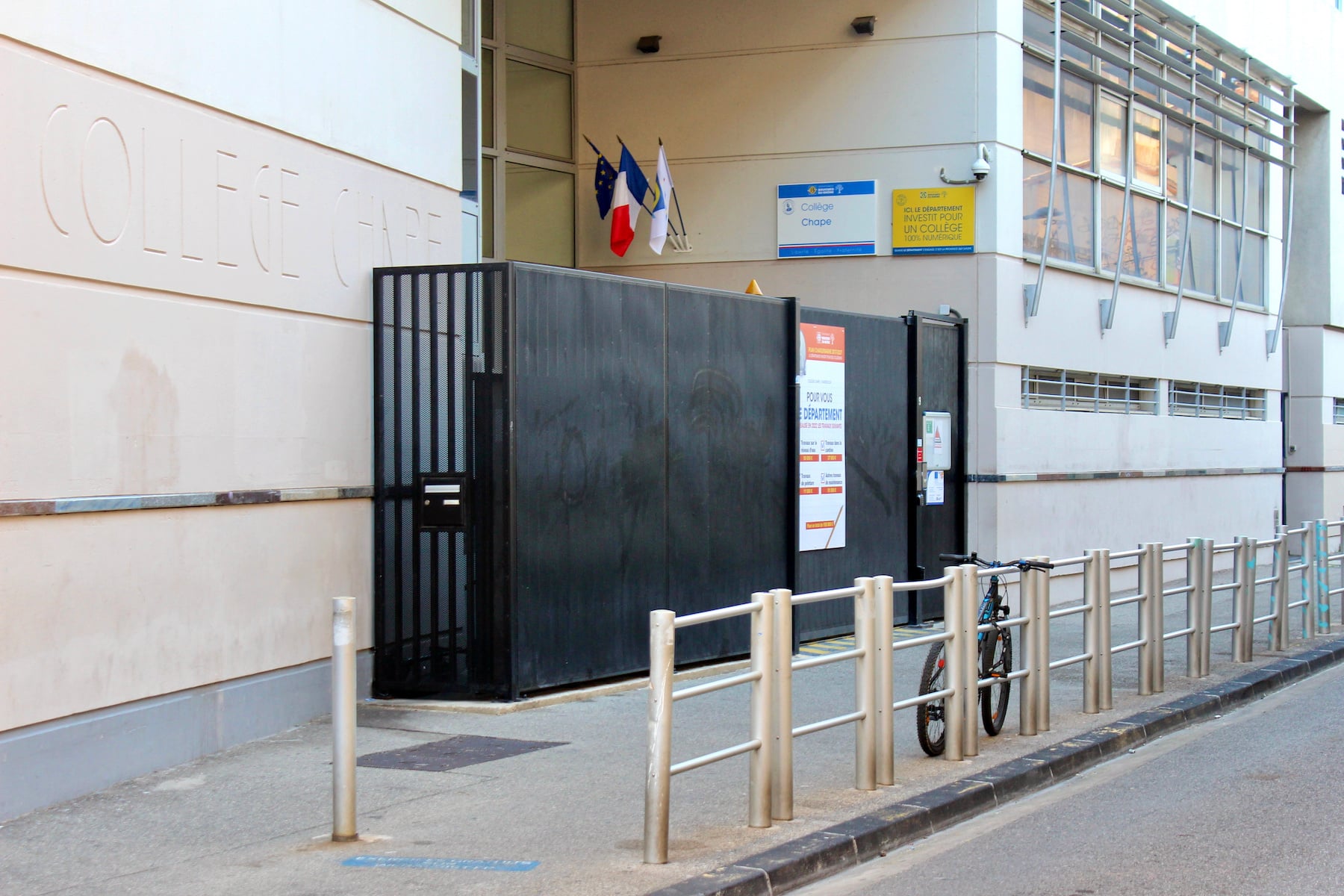 uniforme, Le Département approuve l&rsquo;expérimentation de l&rsquo;uniforme dans les collèges, Made in Marseille