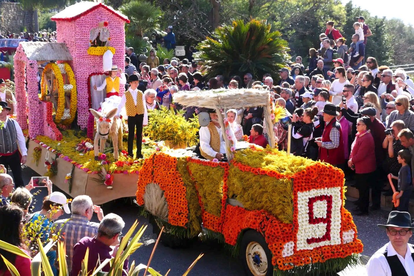 Corso fleuri, D&eacute;fil&eacute;s, animations, march&eacute;… le programme du Corso fleuri &agrave; Bormes-les-Mimosas, Made in Marseille