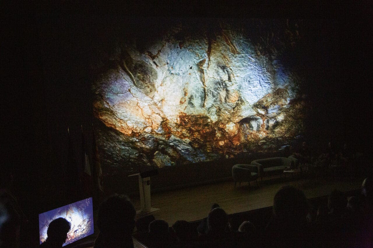 cosquer, Un an après son ouverture, la grotte Cosquer franchit la barre des 800 000 visiteurs, Made in Marseille