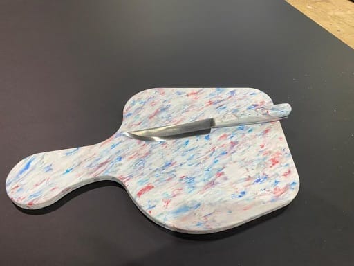 couteaux, Des couteaux d&rsquo;exception en plastique recyclé mis aux enchères au profit des enfants malades, Made in Marseille