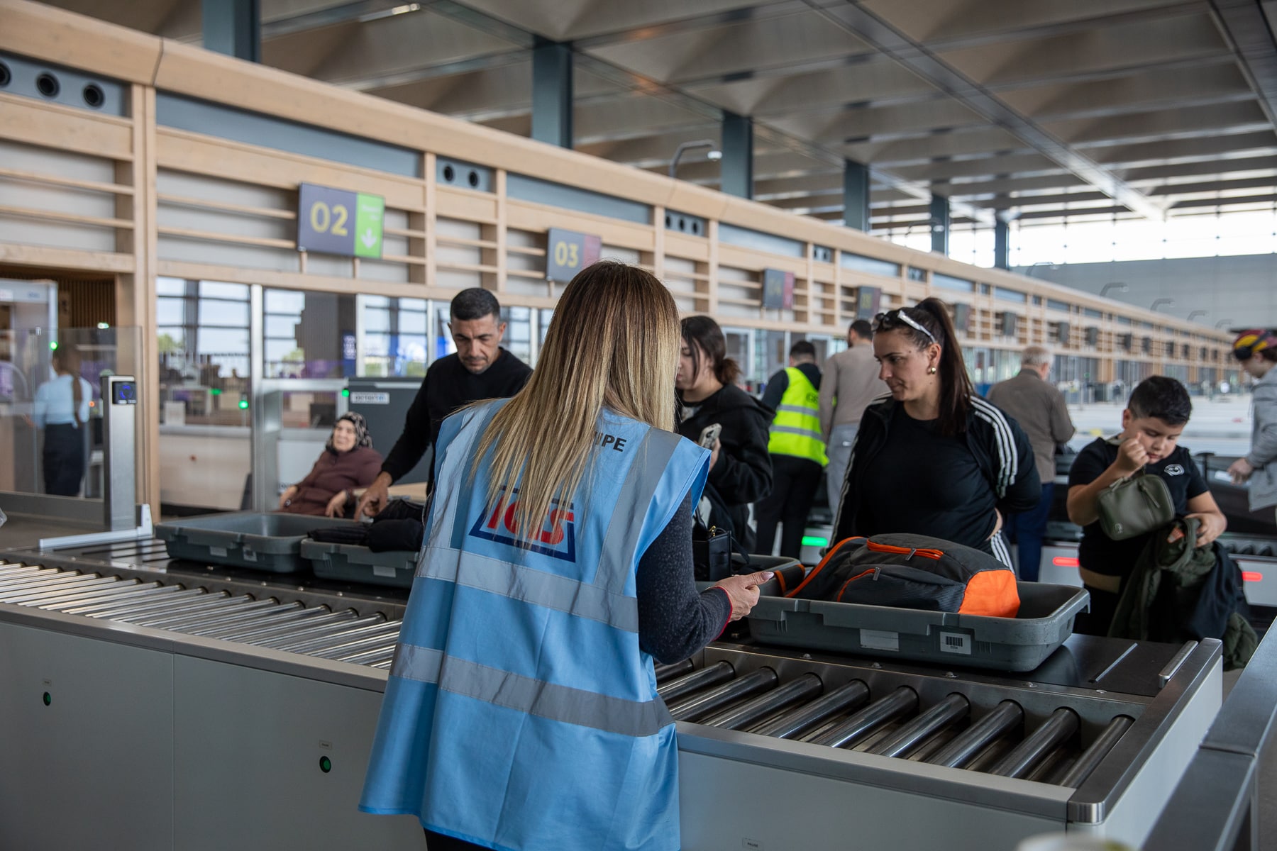 a&eacute;roport, &Agrave; l&rsquo;a&eacute;roport Marseille-Provence, les liquides et aliments confisqu&eacute;s donn&eacute;s aux plus d&eacute;munis, Made in Marseille