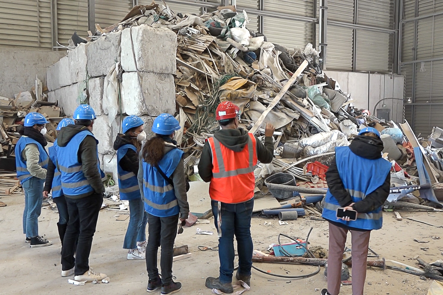 déchets, Vidéo | Que deviennent les encombrants, décharges sauvages et déchets industriels à Marseille ?, Made in Marseille