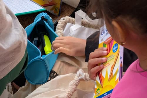 rentrée, Kits scolaires, rénovations d&rsquo;écoles… À Marseille, dernière rentrée avant les municipales, Made in Marseille