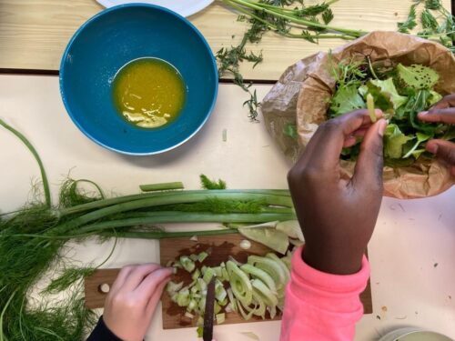 , Marseille : De la terre à l’assiette, l’école comestible fait ses classes à Air Bel, Made in Marseille