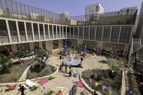 des fabriques, En images | Avec ses toits-terrasses, la nouvelle école des Fabriques inaugurée, Made in Marseille