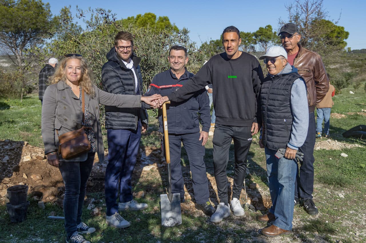 moteur de recherche, Une forêt replantée à Sausset grâce à un moteur de recherche internet écolo, Made in Marseille