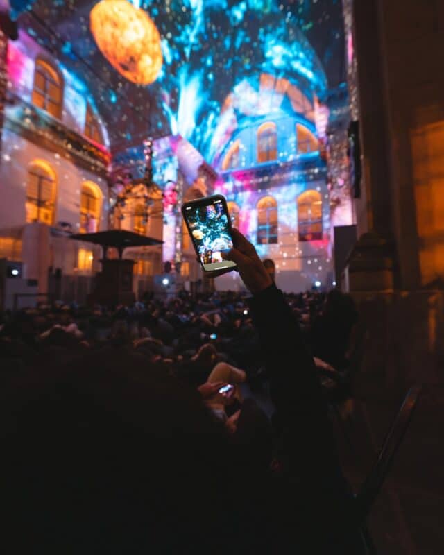 Palais de la Bourse, Eonarium : le nouveau spectacle immersif son et lumière au Palais de la Bourse, Made in Marseille