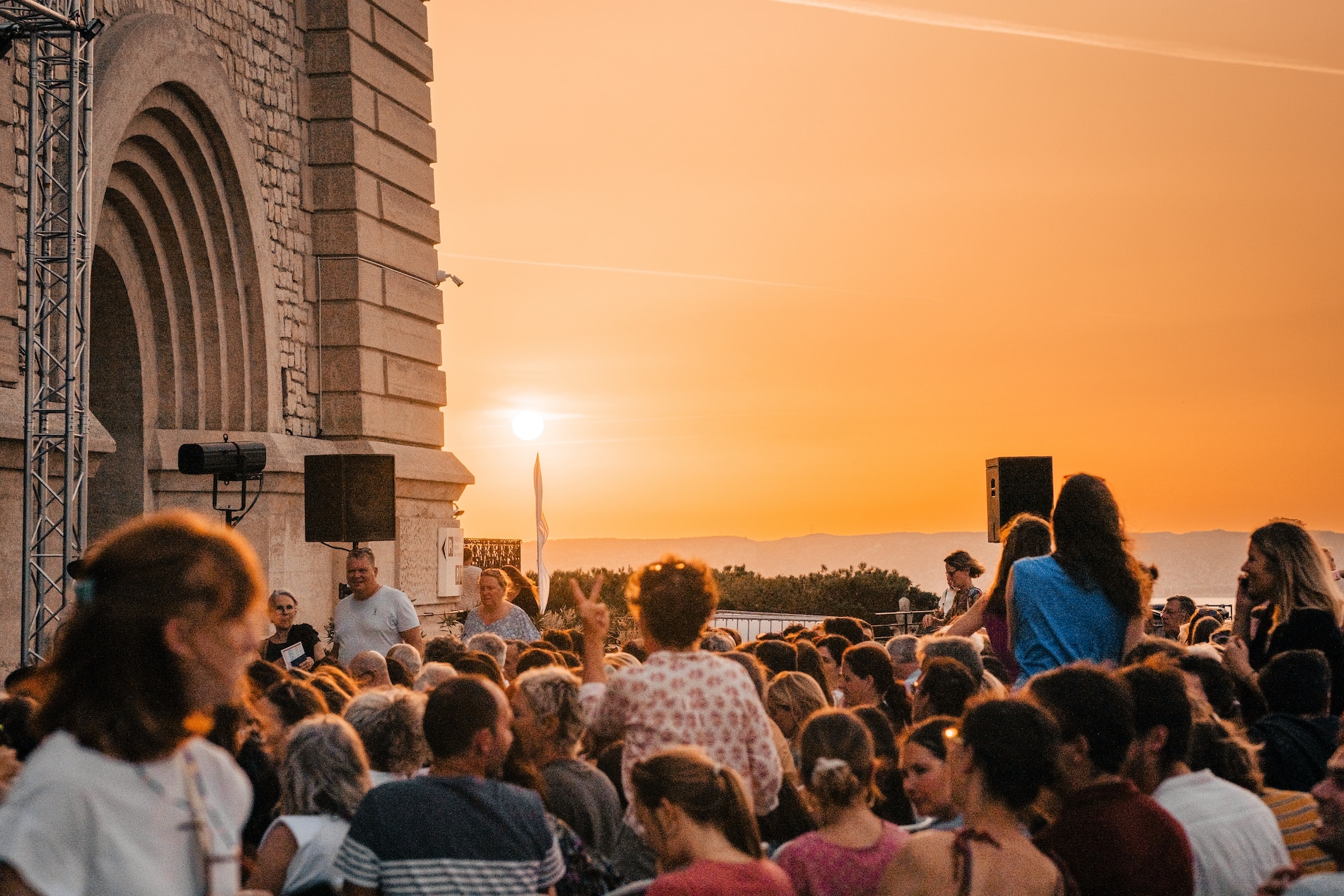 à la bonne mère, Un festival de théâtre en plein air s&rsquo;installe au pied de la Bonne Mère en juin, Made in Marseille