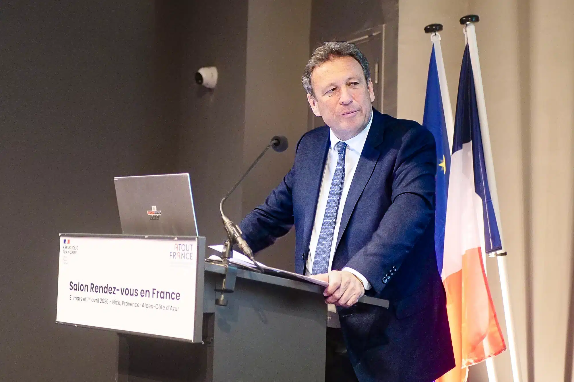 Renaud Muselier, Sénatoriales : Renaud Muselier s’efface derrière Brigitte Devésa pour préserver l’union de la droite, Made in Marseille