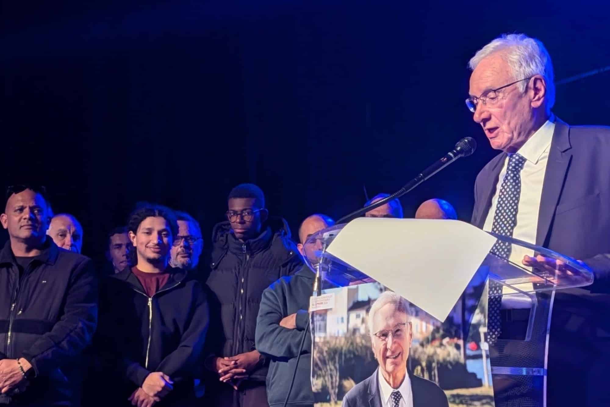 Gaby Charroux, &Agrave; Martigues, Gaby Charroux s&rsquo;impose au second tour face &agrave; Fouquart et Di Maria, Made in Marseille