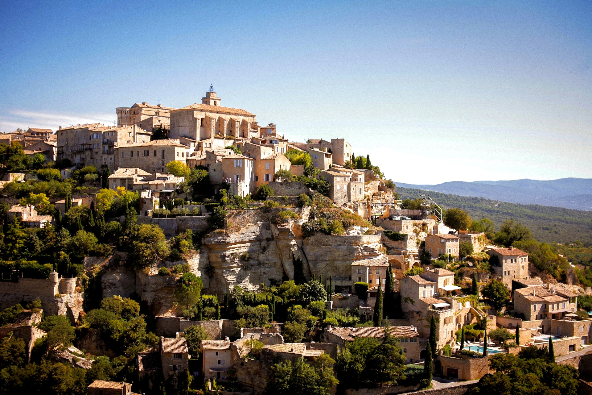 gordes, Gordes est le plus beau village du monde selon un magazine américain, Made in Marseille
