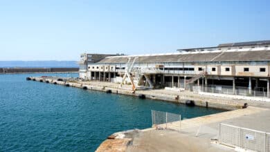 halle J0 coulisses du port de Marseille