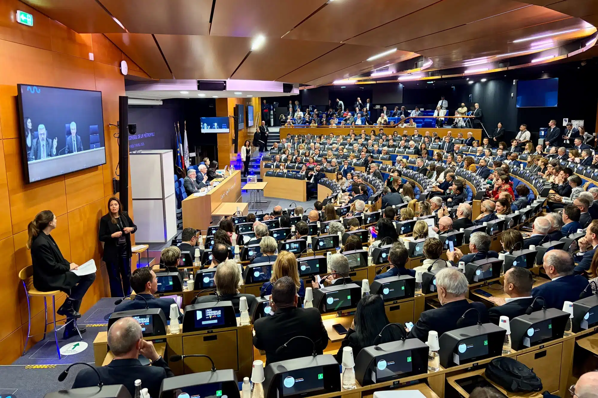 tutelle, Impôts, transports, tutelle… Pourquoi la Métropole ne veut pas voter son budget 2026 ?, Made in Marseille