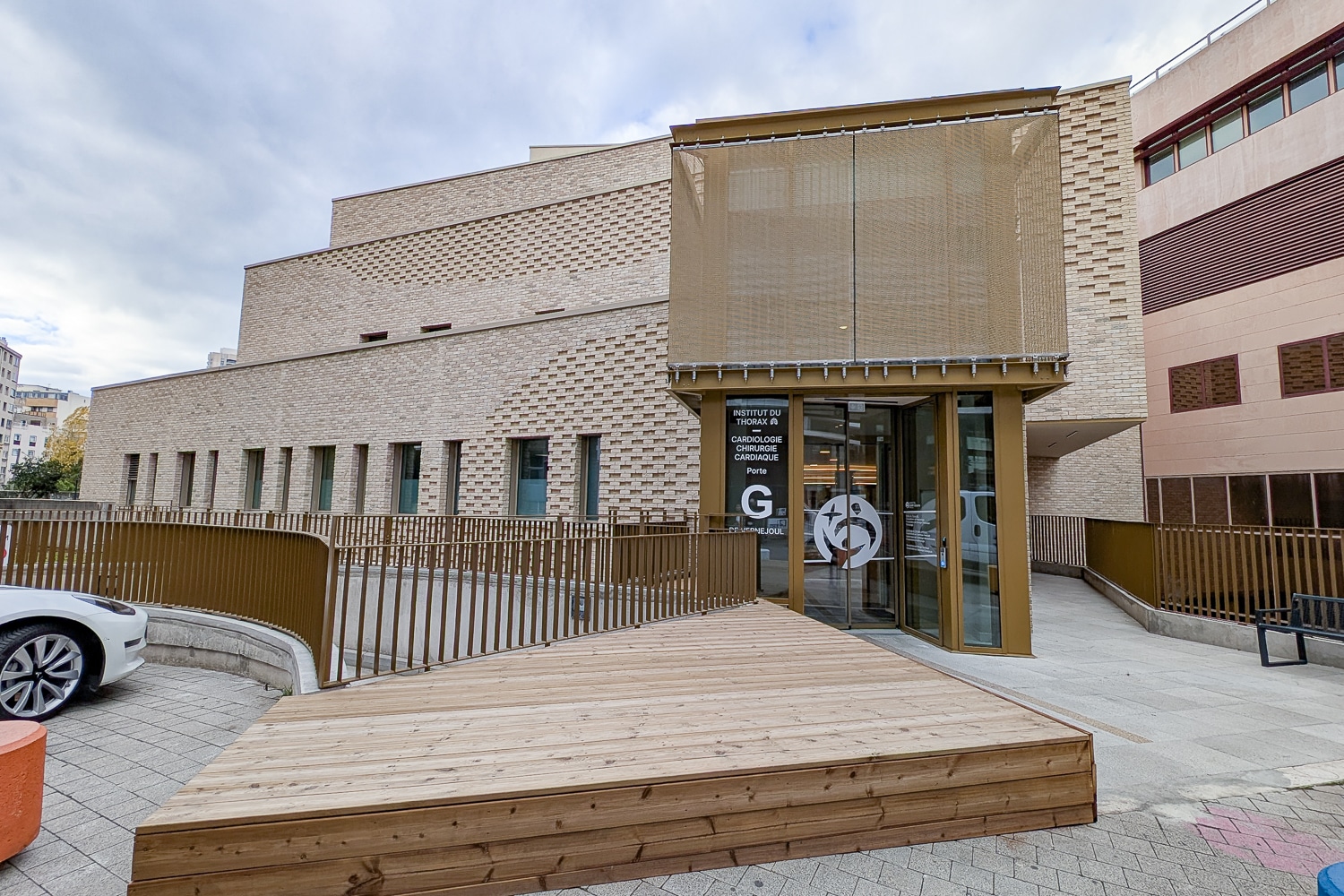 saint joseph, Blocs opératoires de pointe, imagerie&#8230; L&rsquo;hôpital Saint-Joseph inaugure son extension, Made in Marseille