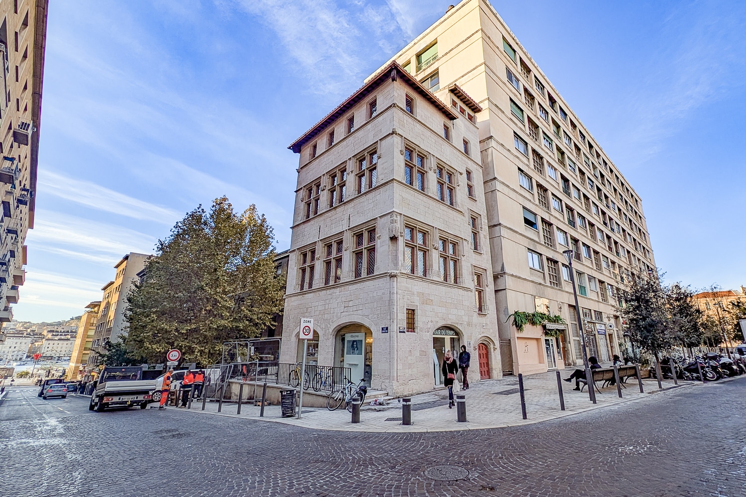 hôtel de cabre, En images | L&rsquo;hôtel de Cabre, plus vieille maison de Marseille, dévoile ses façades rénovées, Made in Marseille