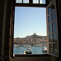 , La pause politique des vacances de la Toussaint, Made in Marseille