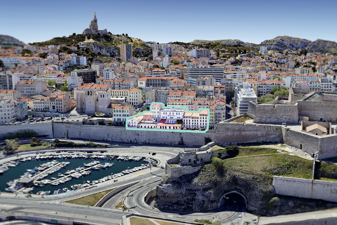 yes we camp, En images | Yes We Camp récupère un bâtiment de 4200 m2 sur le Vieux-Port de Marseille, Made in Marseille