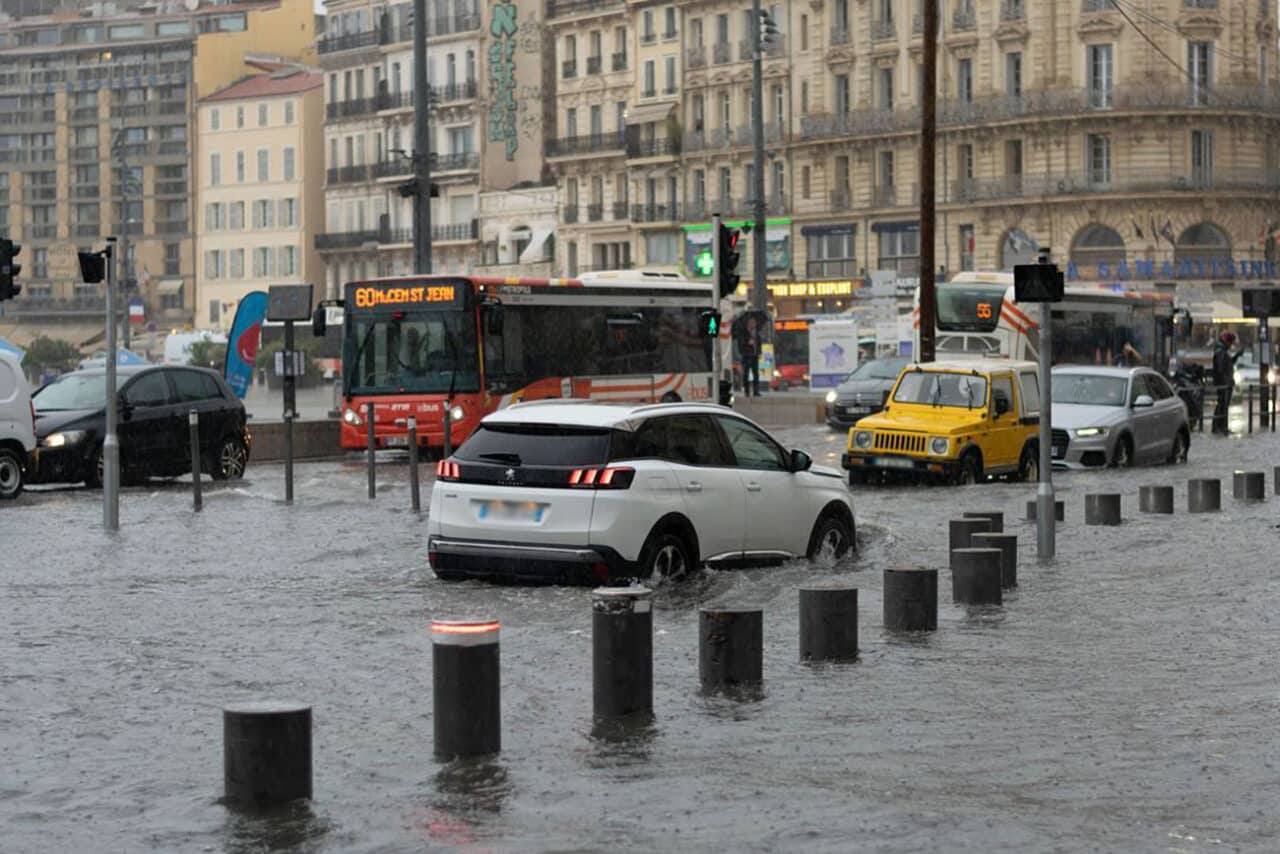 inondations, En alerte face aux risques d&rsquo;inondations, l’État rappelle les bons gestes, Made in Marseille