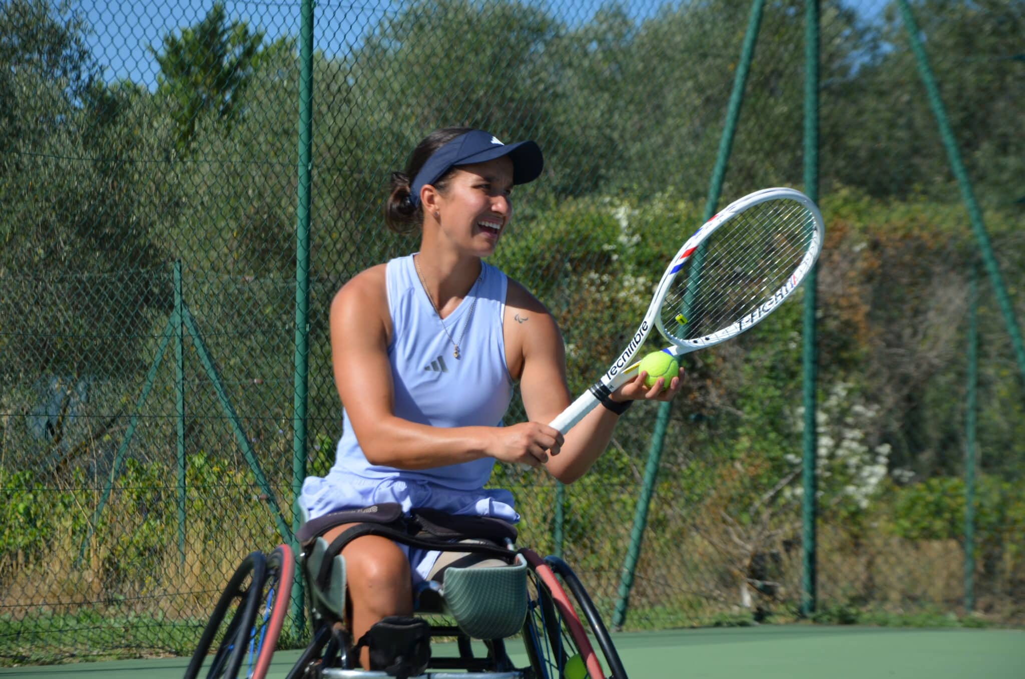 tennis, Apr&egrave;s son accident, la joueuse marseillaise Ks&eacute;nia Chasteau se hisse au sommet du tennis-fauteuil, Made in Marseille