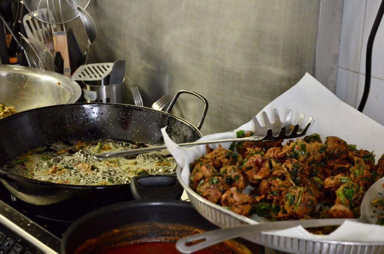 cuisine, Quand Singa s&rsquo;invite aux Petites Cantines, les cuisines du monde r&eacute;unissent les Marseillais, Made in Marseille