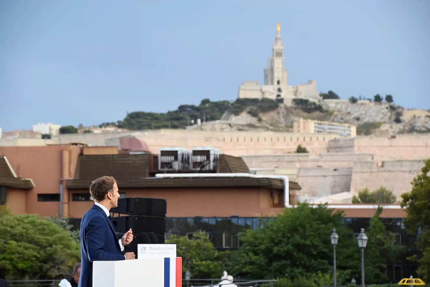 droite marseillaise, La droite marseillaise pointe la méthode de gouvernance de l’équipe municipale, Made in Marseille