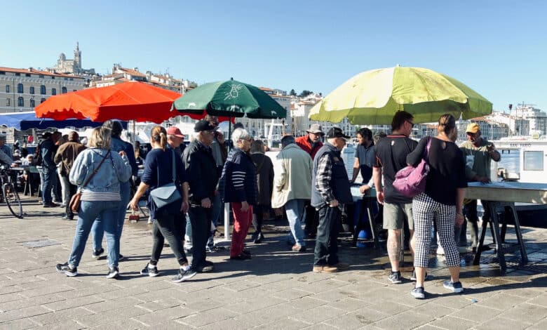 marché alimentaire du vieux-port