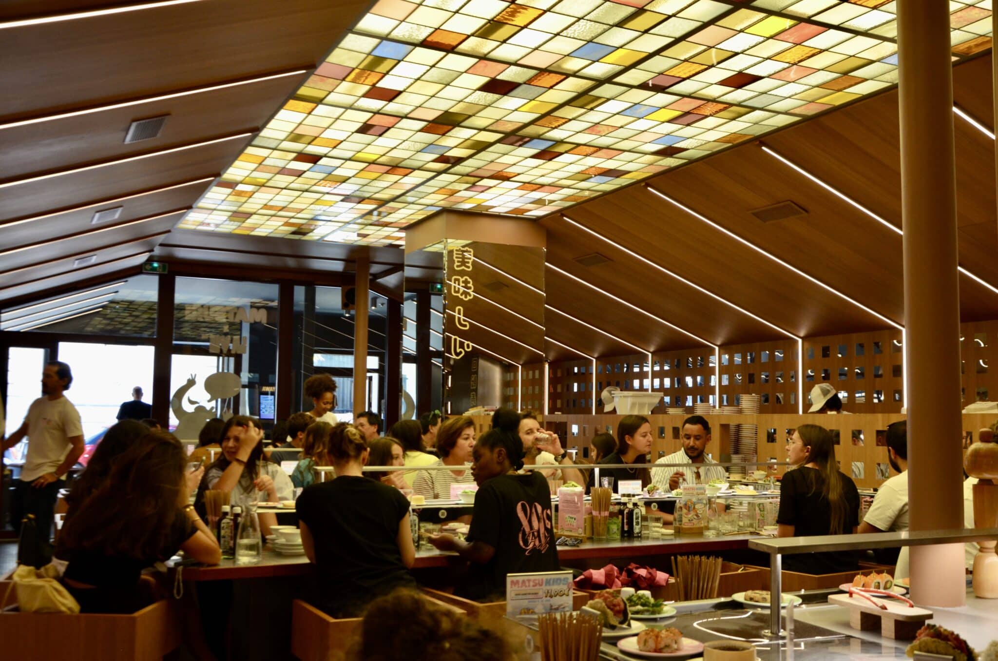 design, Le design de ce restaurant de sushi marseillais nomin&eacute; pour un prix international, Made in Marseille