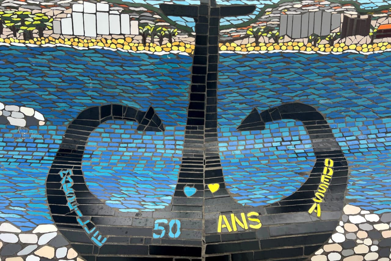 Corniche, Une nouvelle mosaïque en hommage à la ville d’Odessa sur le banc de la Corniche, Made in Marseille
