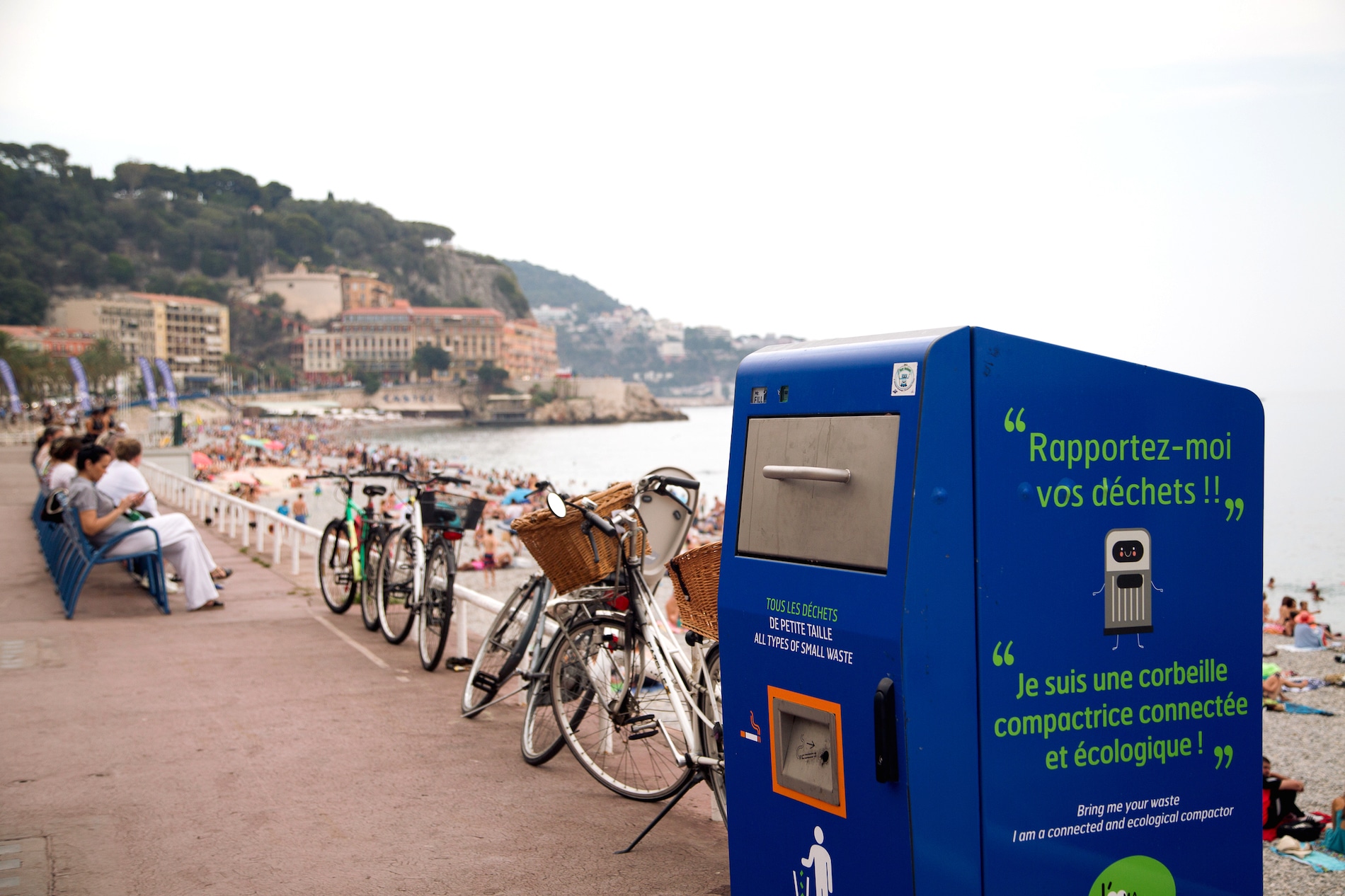 poubelles connectées, Nice : 50 poubelles connectées s&rsquo;installent sur la promenade des Anglais, Made in Marseille
