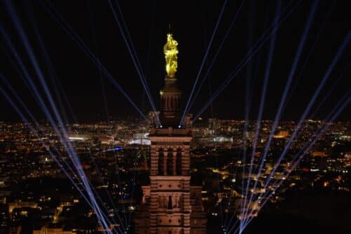 Bonne Mère, Revivez en images le spectacle de l&rsquo;inauguration de la Bonne Mère rénovée, Made in Marseille