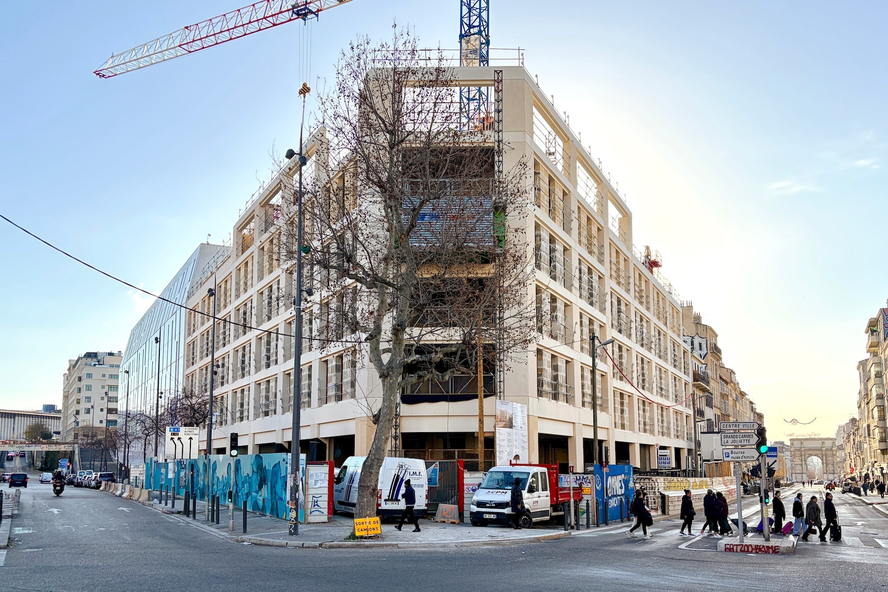 campus, En images | Un nouveau campus sort de terre &agrave; la Porte d&rsquo;Aix pour accueillir 2600 &eacute;tudiants, Made in Marseille