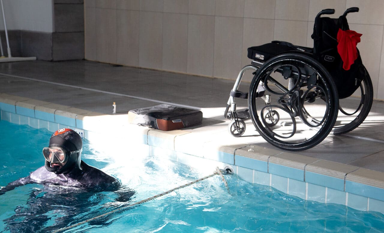 paraplégiques, Vidéo | Des Marseillais inventent une combinaison de plongée adaptée aux personnes paraplégiques, Made in Marseille