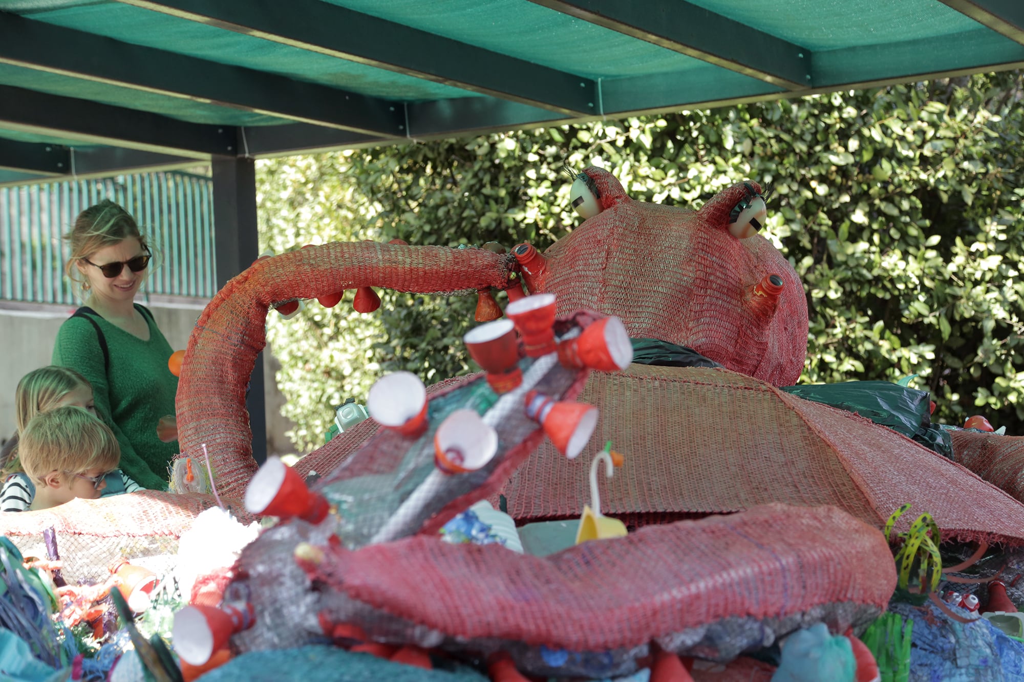 , Polo le Poulpe géant, symbole de la protection de la biodiversité, prend ses quartiers dans le parc de Bagatelle, Made in Marseille