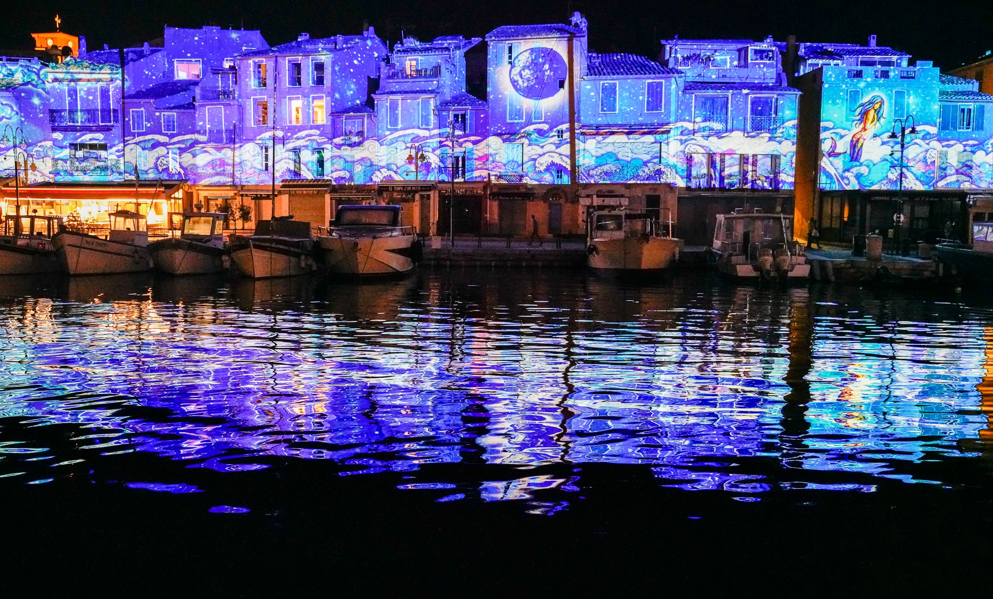 Cassis, Un grand spectacle lumineux sur les façades du port de Cassis tous les soirs, Made in Marseille