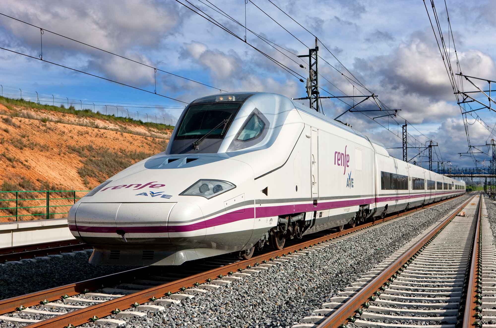 Renfe, La compagnie espagnole Renfe débarque sur la ligne TGV Paris-Marseille en 2024, Made in Marseille