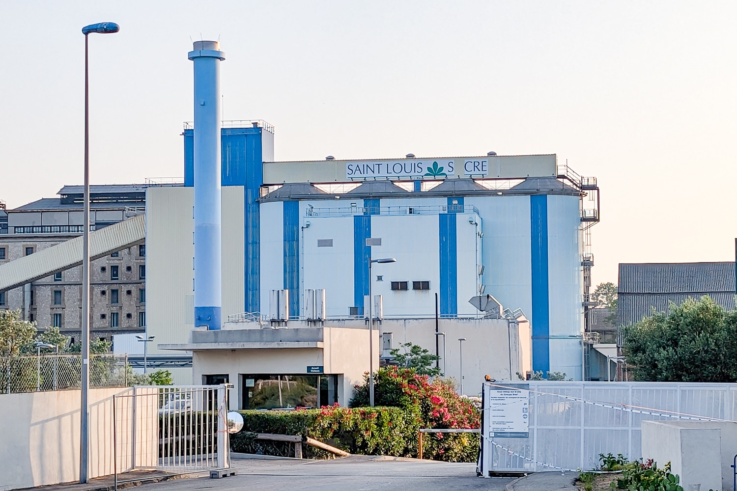 Saint-Louis, L&rsquo;usine Saint-Louis Sucre prépare sa mutation en « studios de cinéma 2.0 », Made in Marseille