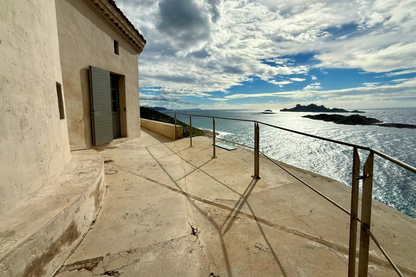 s&eacute;maphore, Enti&egrave;rement restaur&eacute;, le s&eacute;maphore de Callelongue ouvre ses portes au public dans les Calanques, Made in Marseille