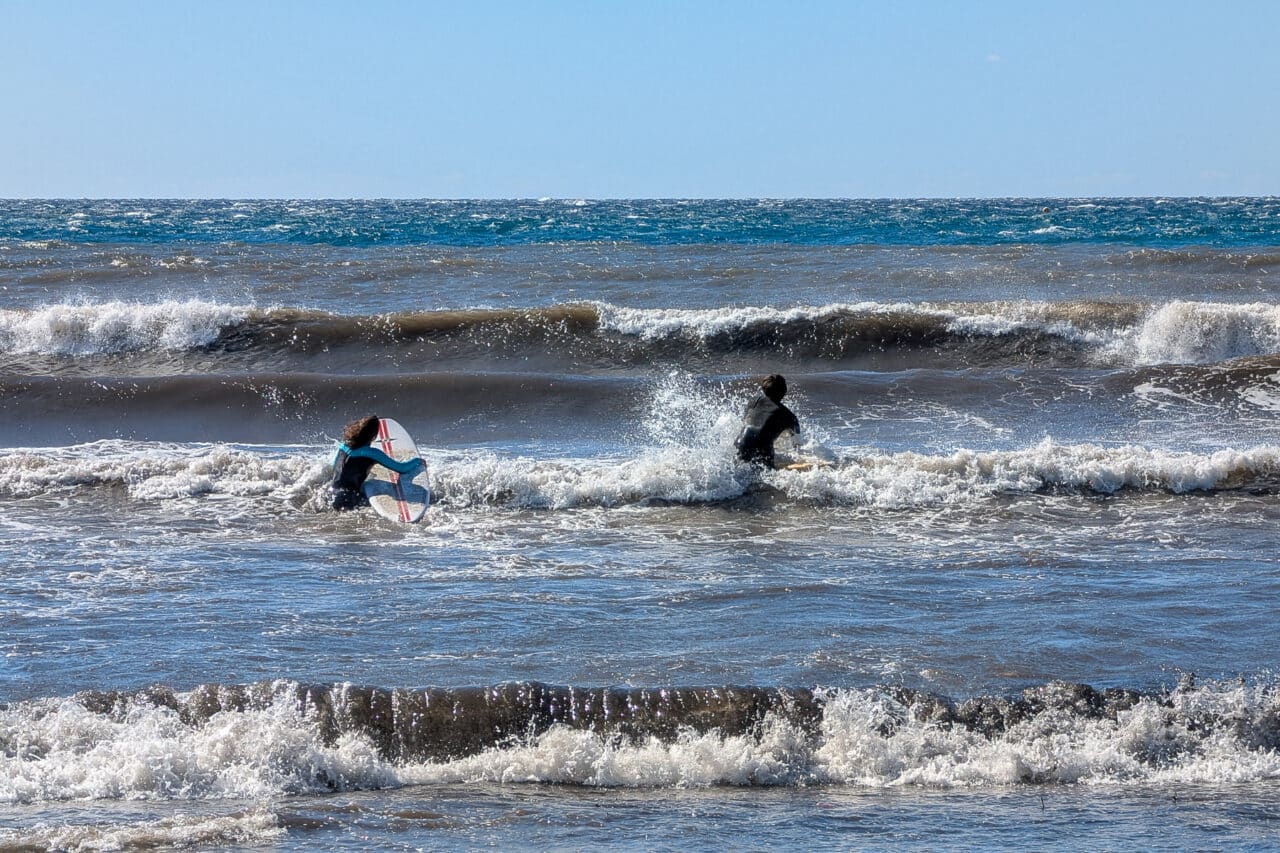 surf, Vid&eacute;o | &Agrave; Marseille, la pratique du surf fait de plus en plus d&rsquo;adeptes, Made in Marseille