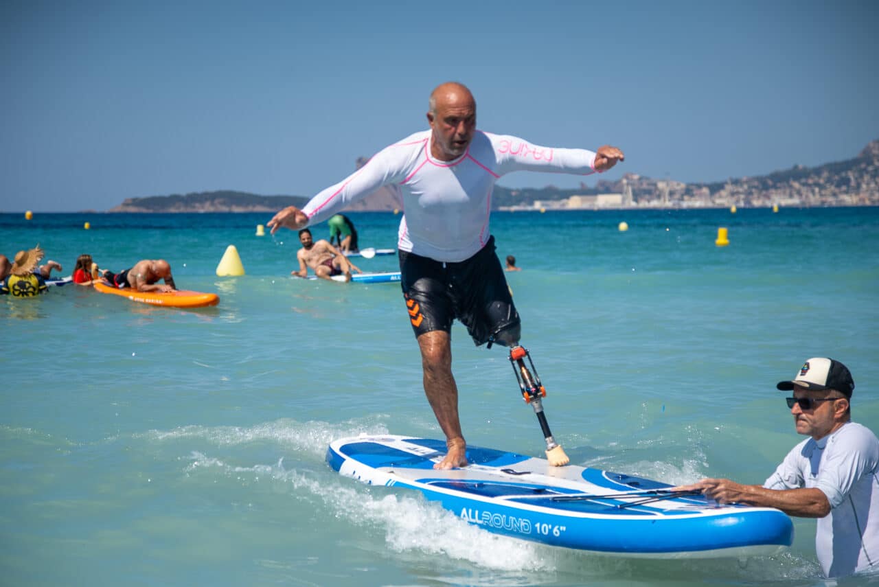 éric dargent, La bonne rencontre | Le combat d&rsquo;Éric Dargent, surfeur amputé, pour le sport inclusif, Made in Marseille